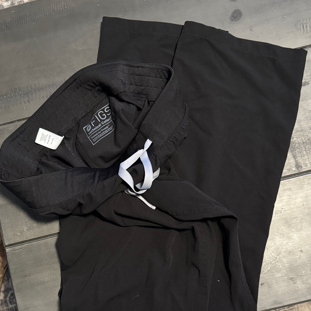 FIGS Classic Black Scrub Pants